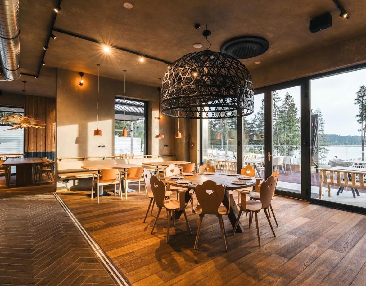 Molo Lipno Resort Luxusni Apartman 4Kk Cesky Krumlov Luaran gambar