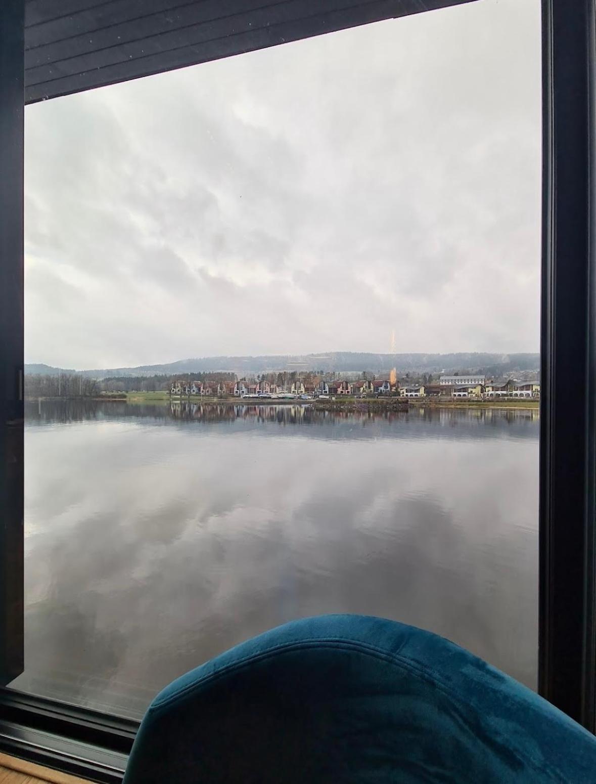 Molo Lipno Resort Luxusni Apartman 4Kk Cesky Krumlov Luaran gambar